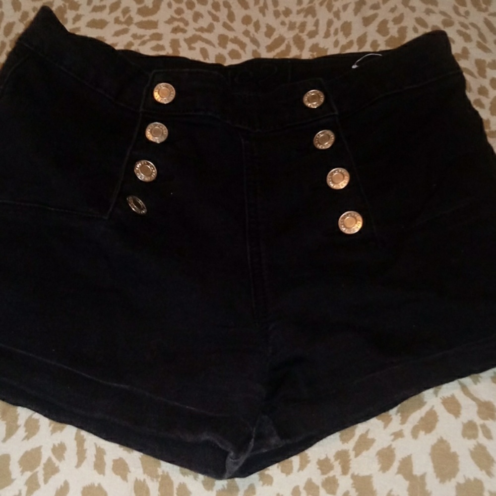 Highwaisted shorts